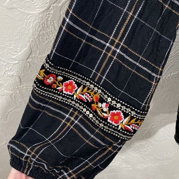 STYLE & CO holiday muse fanatic plaid floral embroidered boho top size Medium - Picture 2 of 8